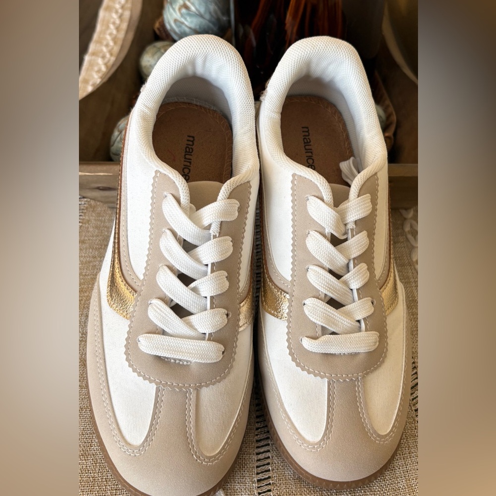 Maurice’s Super Cush Demi Retro sneakers size 7